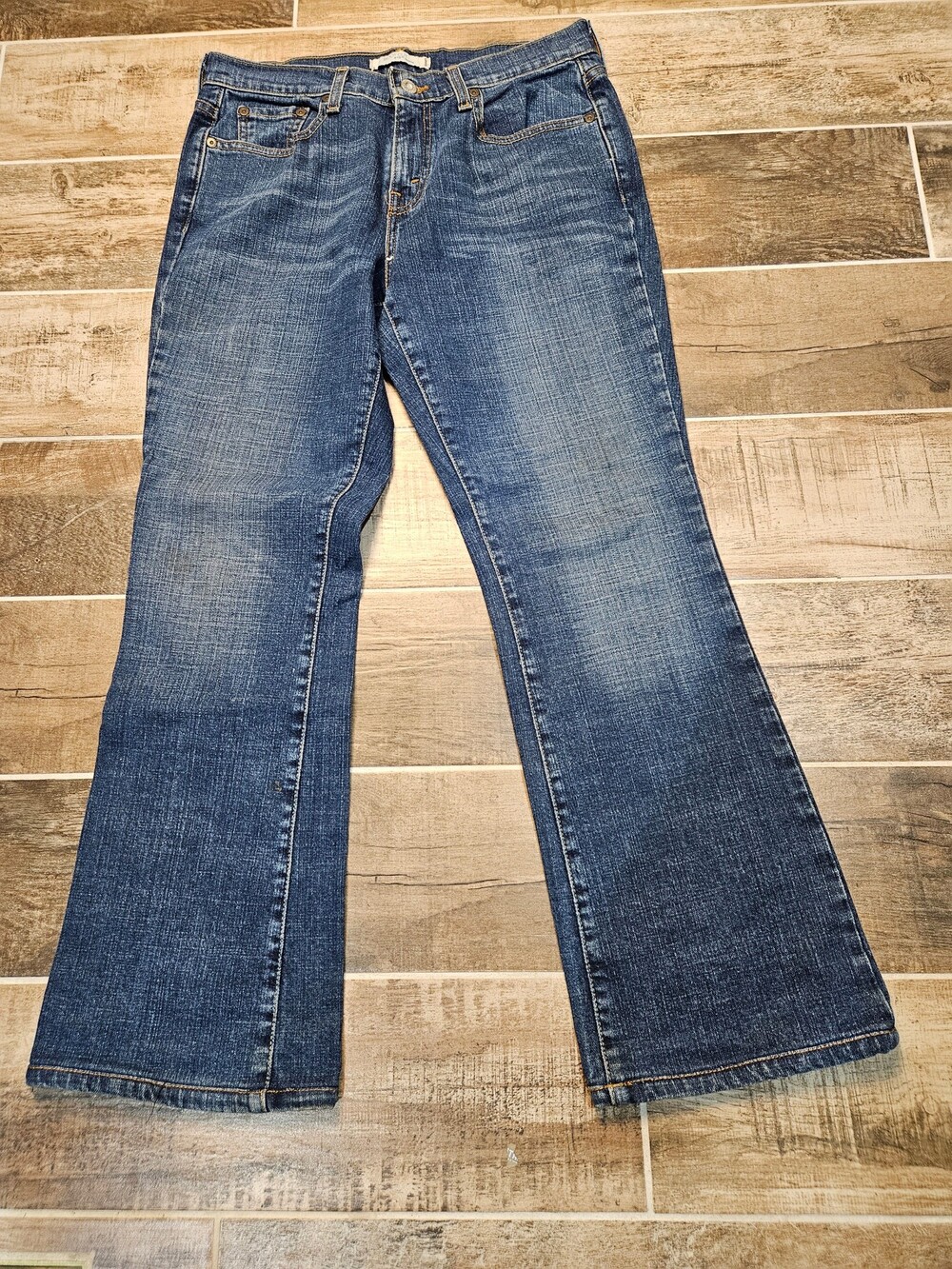 Levis 515 Bootcut Jeans Womens Medium Wash Stretch Denim Size 8